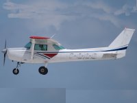 Light aircraft trial lesson picture