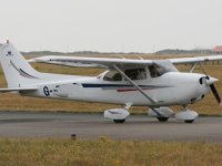 60 minute flying lesson in a 4-seater